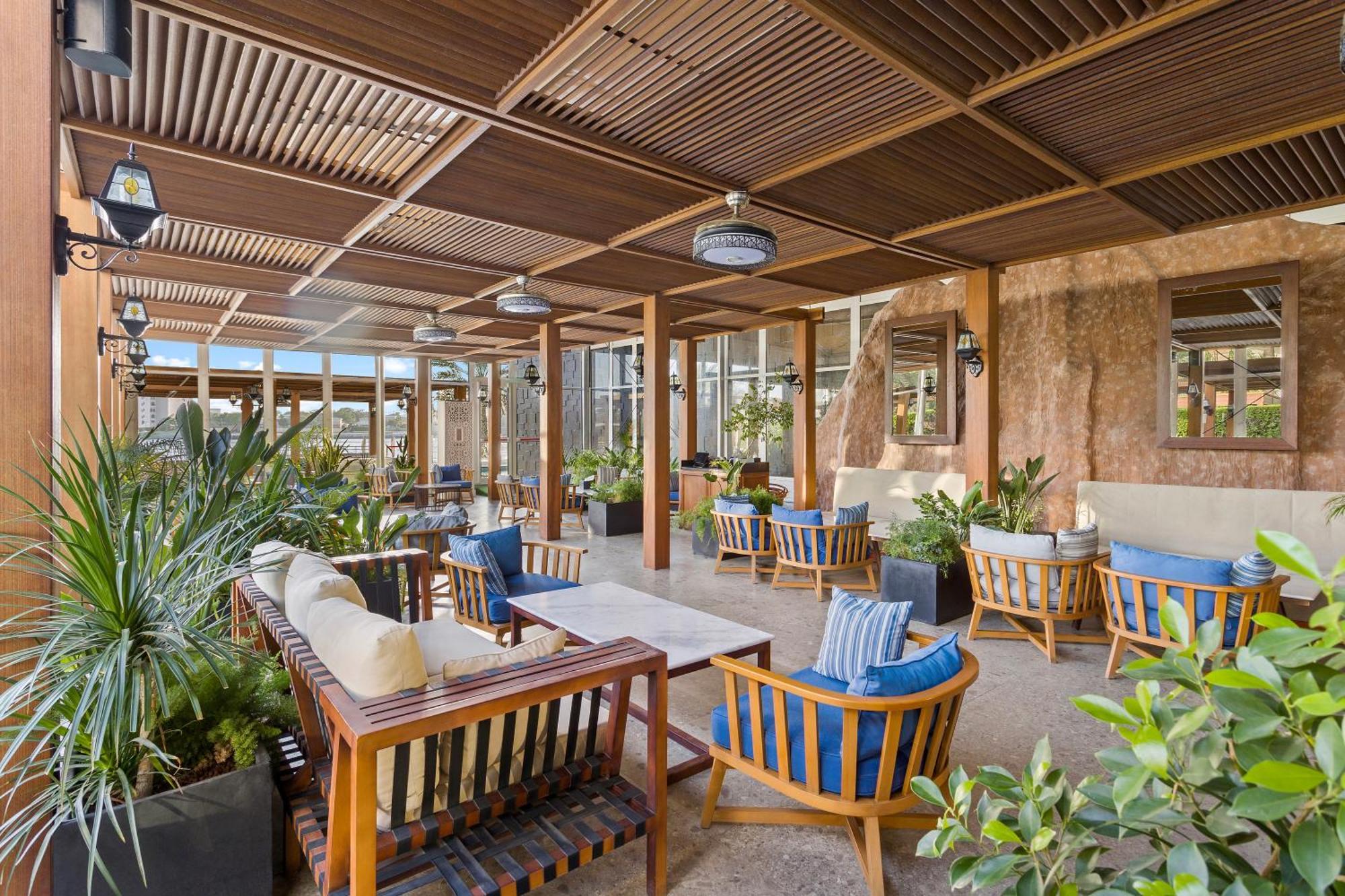 Fairmont Bab Al Bahr Hotel Абу Даби Екстериор снимка The Terrace at the Westin La Jolla