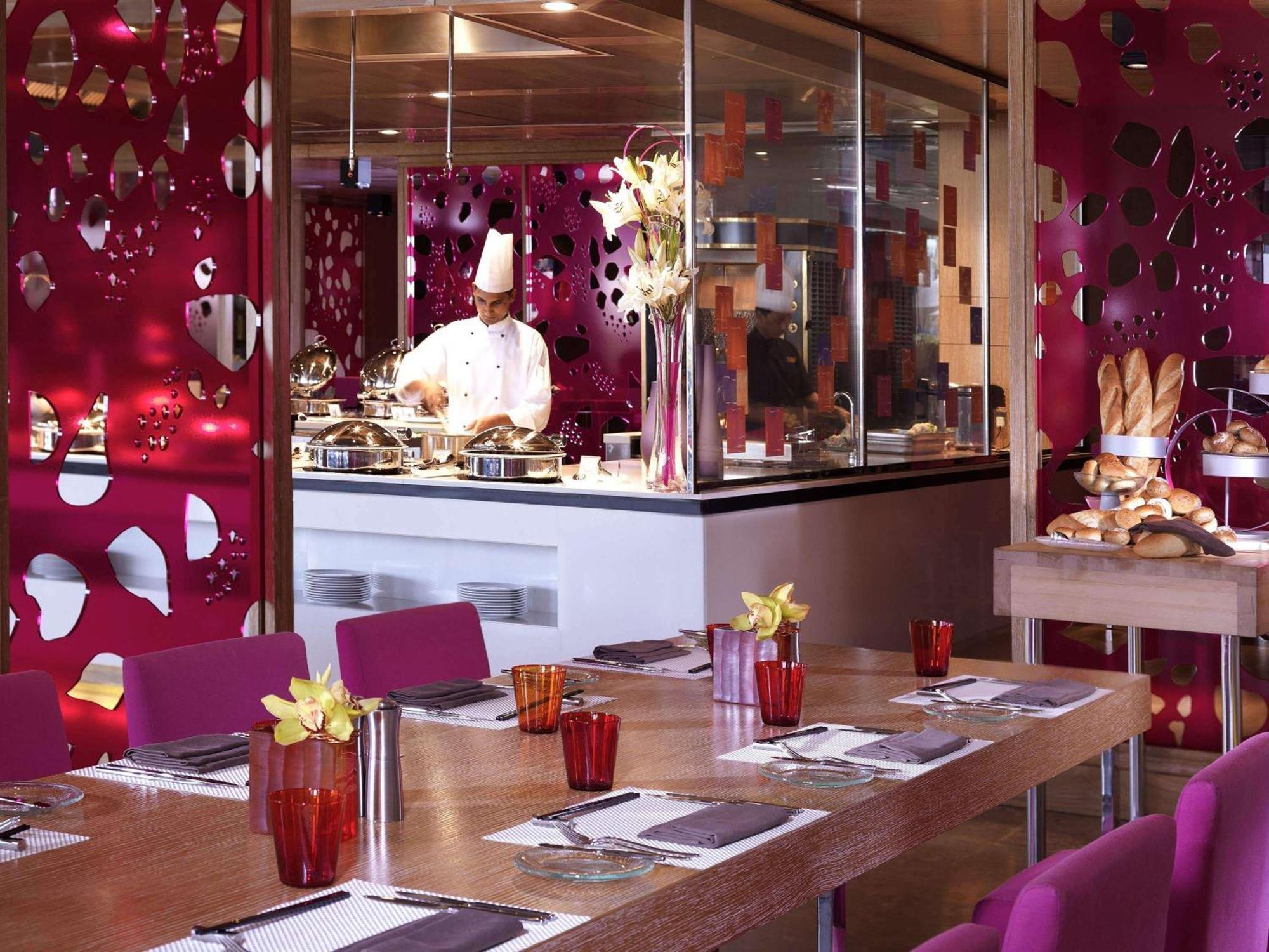 Fairmont Bab Al Bahr Hotel Абу Даби Екстериор снимка The restaurant
